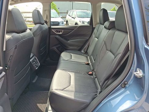 Certified 2023 Subaru Forester Touring AWD/4WD image 11