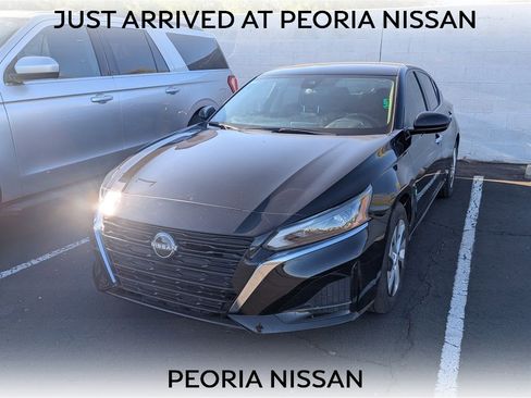 Used 2024 Nissan Altima 2.5 S image 1