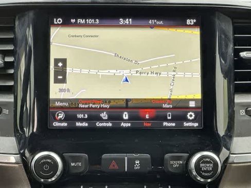 Used 2019 RAM 3500 Laramie image 12