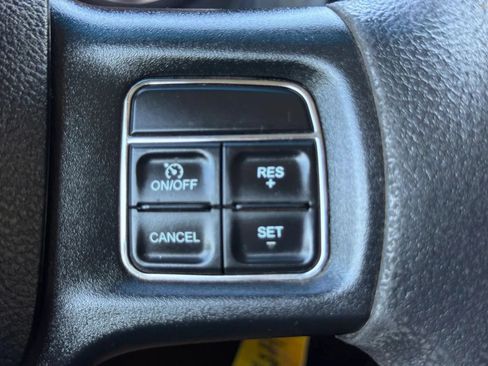 Used 2018 RAM 3500 SLT AWD/4WD image 24