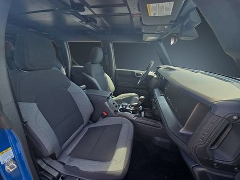 Used 2025 Ford Bronco 4-Door AWD/4WD image 15