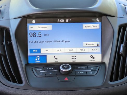 Used 2019 Ford Escape SEL image 20