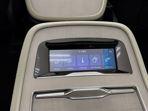 New 2026 Lincoln Navigator Reserve AWD/4WD image 28
