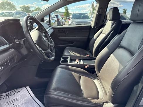 Used 2023 Honda Odyssey EX-L image 11