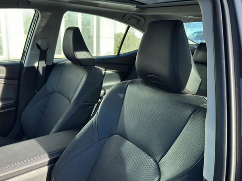 Used 2025 Toyota Camry XLE image 26