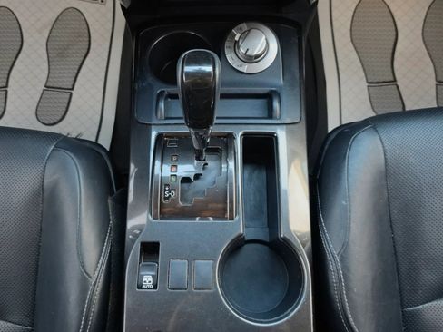 Used 2019 Toyota 4Runner Limited AWD/4WD image 30