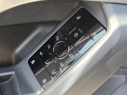 New 2025 Audi Q5 Premium image 29