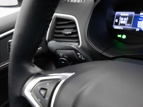 Used 2024 Ford Edge SEL w/ Convenience Package image 40