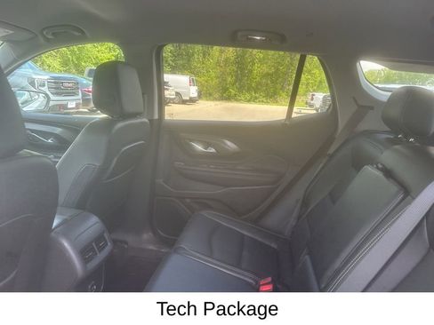 Used 2022 GMC Terrain SLT w/ Tech Package AWD/4WD image 11