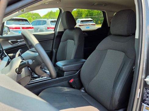 Used 2023 Kia Sportage LX FWD image 21
