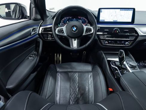 Used 2023 BMW 540i xDrive w/ M Sport Package AWD/4WD image 3