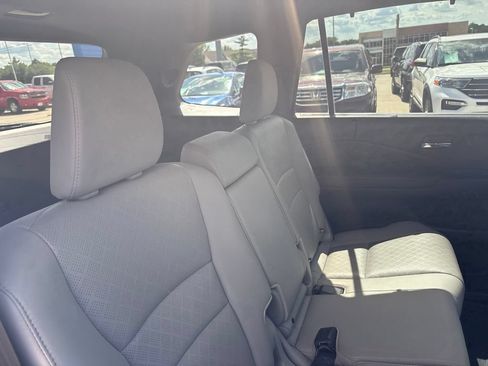 Certified 2020 Honda Passport Touring image 33