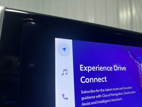 Used 2023 Toyota RAV4 LE image 10