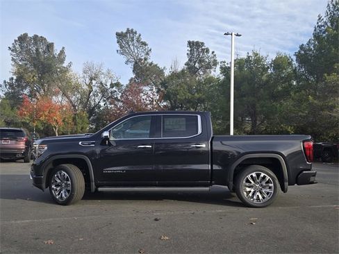 New 2026 GMC Sierra 1500 Denali image 7