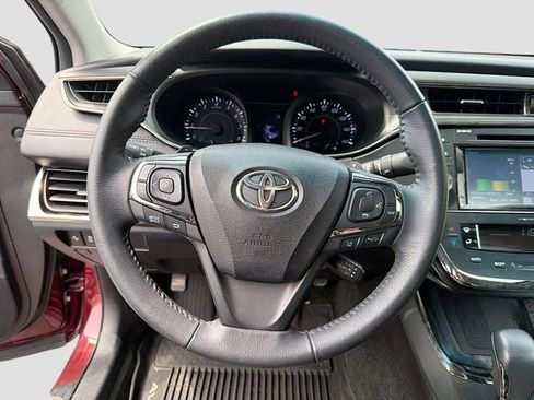 Used 2018 Toyota Avalon XLE Premium w/ All Weather Liner Package FWD image 12