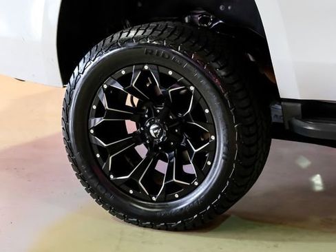 Used 2019 Chevrolet Tahoe LT AWD/4WD image 53