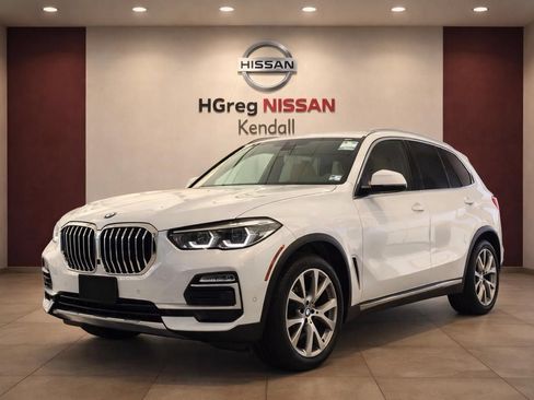 Used 2020 BMW X5 sDrive40i w/ Premium Package RWD image 3