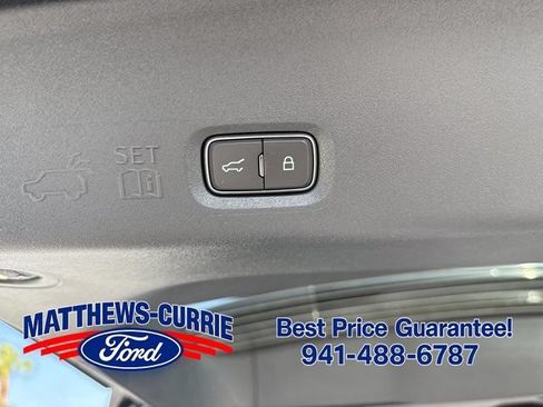 New 2026 Ford Expedition Active AWD/4WD image 15