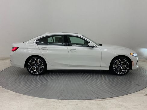 Used 2025 BMW 330i xDrive Sedan w/ Convenience Package image 7
