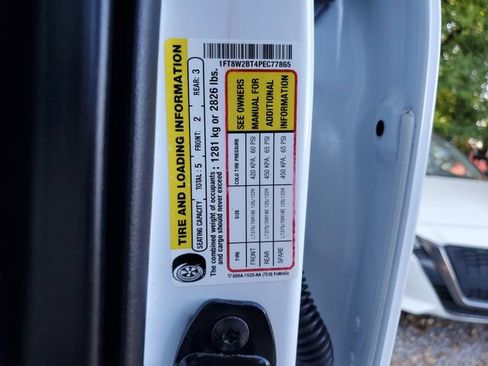 Used 2023 Ford F250 Lariat w/ Lariat Ultimate Package AWD/4WD image 32