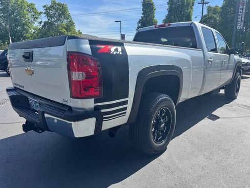 Used 2014 Chevrolet Silverado 3500 LTZ AWD/4WD image 5