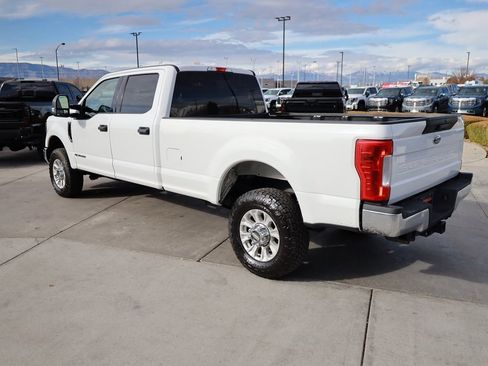 Used 2018 Ford F350 XLT image 4