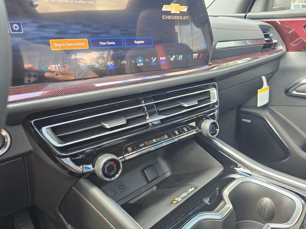 New 2027 Chevrolet Traverse RS AWD/4WD image 30