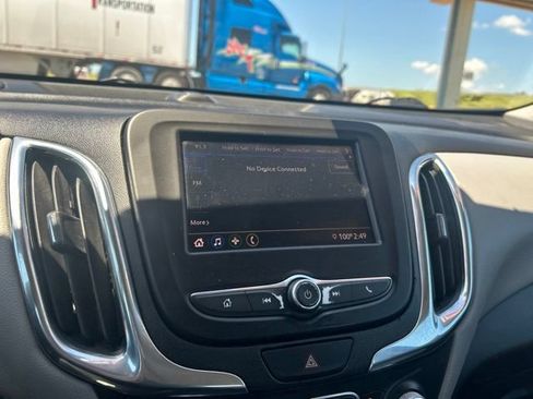 Used 2020 Chevrolet Equinox LS w/ LPO, Blackout Package FWD image 25