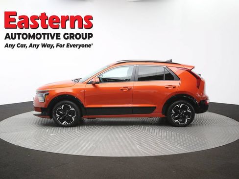 Used 2023 Kia Niro Wind w/ Wind Preserve Package FWD image 57