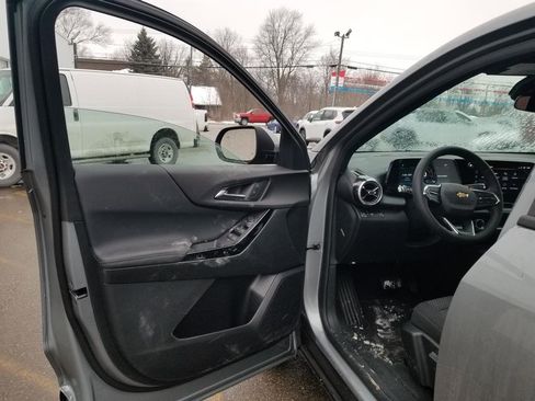 New 2026 Chevrolet Equinox LT image 15