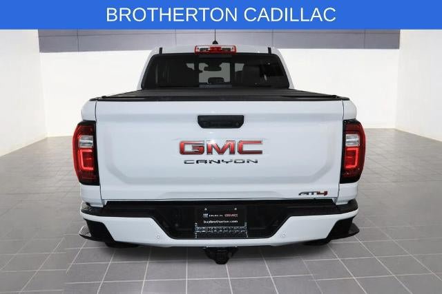 Used 2024 GMC Canyon AT4 w/ AT4 Premium Package AWD/4WD image 4