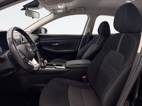 Used 2023 Nissan Sentra SV w/ All-Weather Package FWD image 9