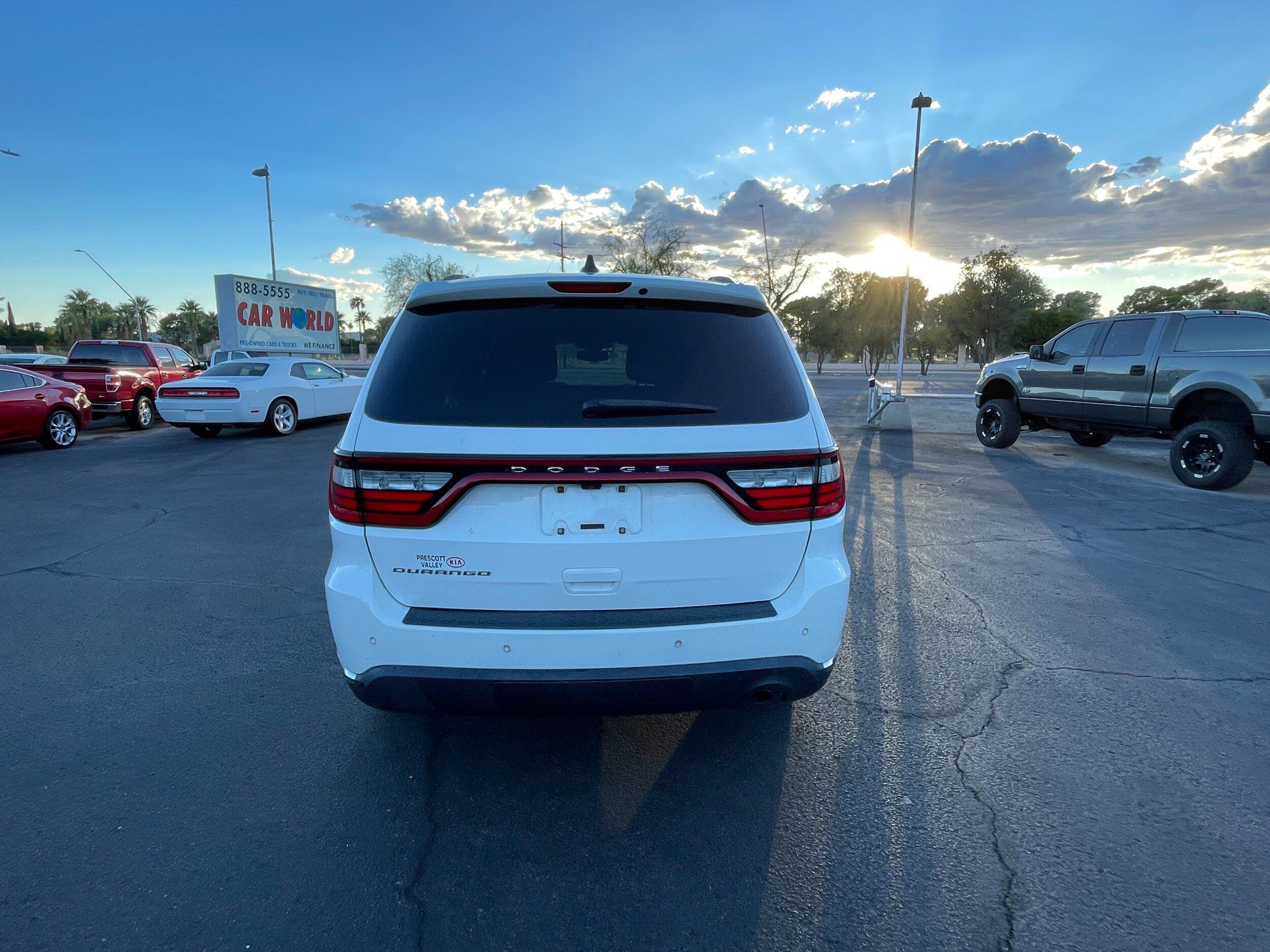 Used 2017 Dodge Durango SXT w/ Quick Order Package 23B RWD image 4