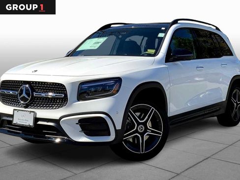 New 2026 Mercedes-Benz GLB 250 4MATIC image 1