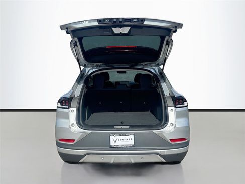 New 2025 VinFast VF 8 Eco image 26