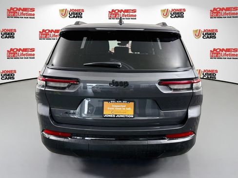 Used 2023 Jeep Grand Cherokee L Laredo AWD/4WD image 15