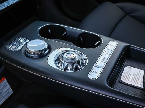 New 2026 Genesis GV60 RWD image 21