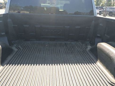 Used 2025 Chevrolet Silverado 1500 LT RWD image 36