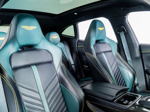 Used 2023 Aston Martin DBX 707 image 31