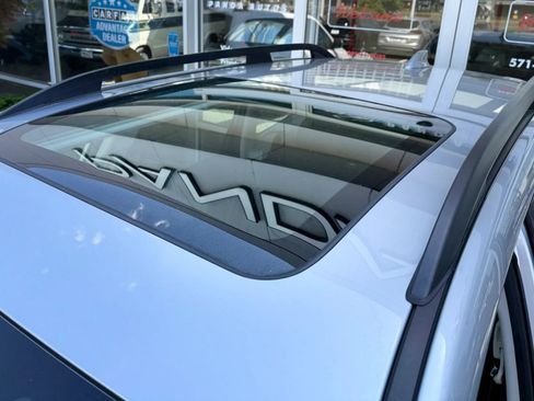 Used 2016 Subaru Forester 2.5i Premium AWD/4WD image 43