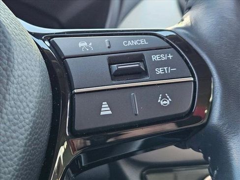 Used 2023 Honda HR-V EX-L image 23