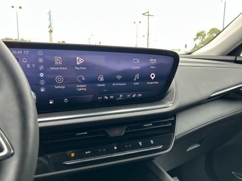 Certified 2025 Buick Envision Preferred AWD/4WD image 41
