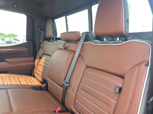 Used 2024 GMC Sierra 1500 Denali Ultimate AWD/4WD image 15