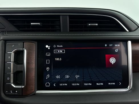 Used 2023 GMC Yukon Denali Ultimate w/ LPO, Floor Liner Package AWD/4WD image 7