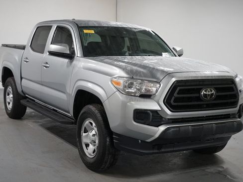Certified 2022 Toyota Tacoma SR AWD/4WD image 3