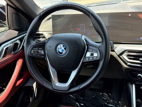 Used 2023 BMW i4 eDrive35 RWD image 21