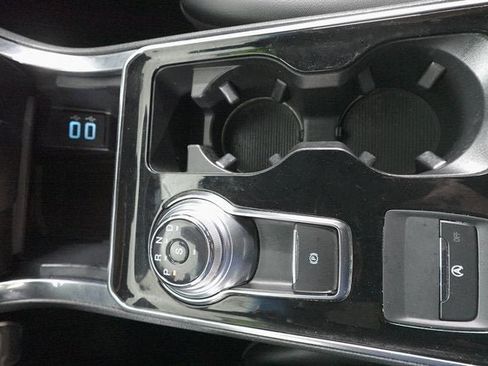 Used 2020 Ford Edge ST image 20