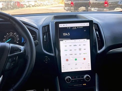 Used 2024 Ford Edge ST-Line image 6