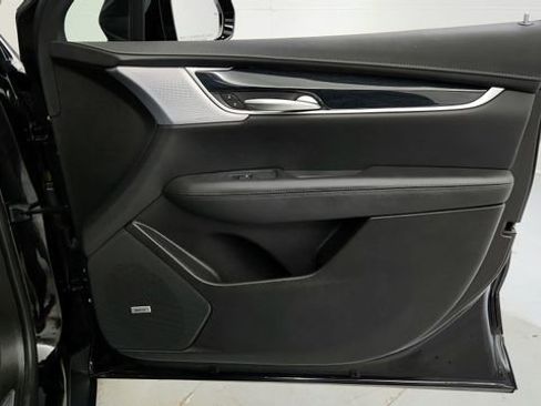 Certified 2025 Cadillac XT5 Premium Luxury w/ LPO, Floor Liner Package image 23