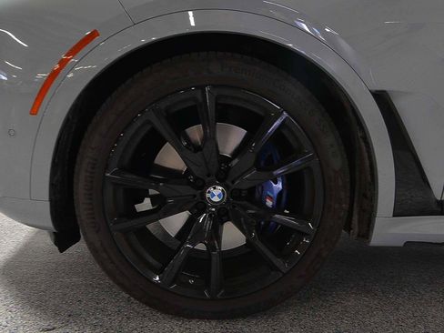 Certified 2024 BMW X7 xDrive40i w/ Executive Package AWD/4WD image 4